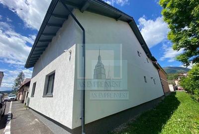 Casa/Villa, 5 camere, singur in curte - zona Codlea - 5