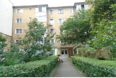Cota de 4/8 din apartament 3 camere loc. Orastie, Jud Hunedoara