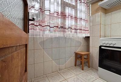 Apartament cu 3 camere decomandat, mobilat în Inel I - 12