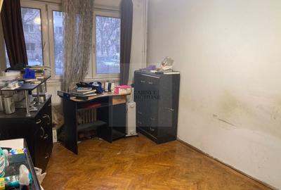 Apartament cu 3 camere semidecomandat în Gorjului - 6