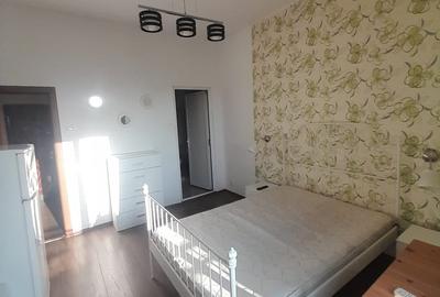 Garsonieră decomandată, mobilată în Universitate - 2