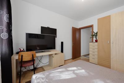 Apartament cu 3 camere semidecomandat, mobilat în Pajura - 10