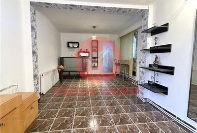 Casa cu Teren de 300 mp, zona Palas - comision 0 cumparator - 1