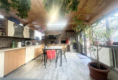 Casa Renovata si Mobilata Complet, amplasata pe un teren de 1300 mp, localitatea - 23