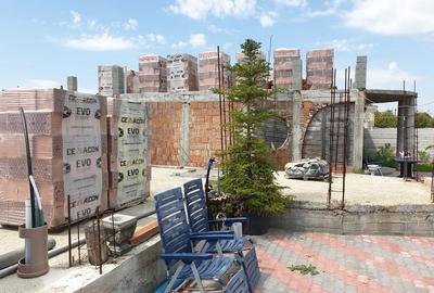 Casă cu 5 camere cu Teren 2600 Mp în Central - 6