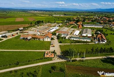 Spațiu comercial, de 9,000 mp, în Central - 1