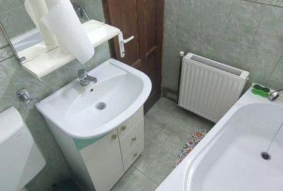 Garsonieră decomandată, mobilată în Central