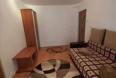 Apartament cu 3 camere semidecomandat în Alexandru cel Bun - 3