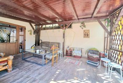 Casa individuala spatioasa, renovata total pe parter I Recas - 21