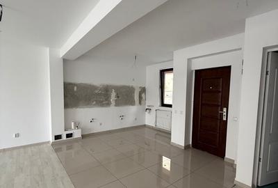 Triplex bine compartimentat, 5 camere si loc de parcare - 20