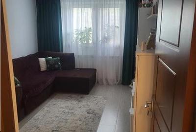 Apartament cu 4 camere decomandat în Tei - 7
