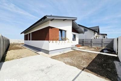 Casă cu 3 camere cu Teren 427 Mp în Berceni - 1