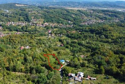 Casă cu 2 camere cu Teren 4391 Mp în Central - 2