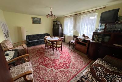 Casă cu 2 camere cu Canalizare în Central - 3