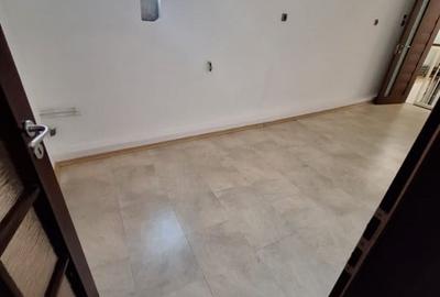 Faleza Nord, imobil P+1, 7 camere - 17