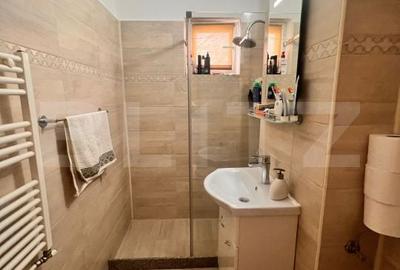 Apartament cu 3 camere decomandat în Central - 2