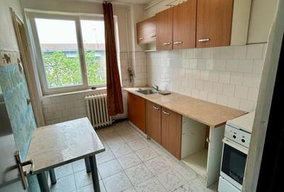 Apartament cu 4 camere decomandat în Cantemir - 2