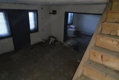 Casă cu 6 camere cu Teren 1000 Mp în Tătaru - 7