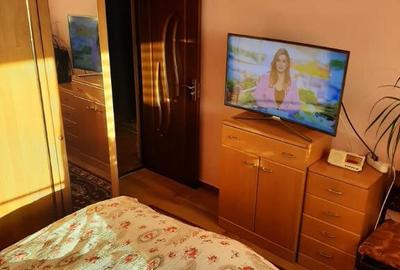 Republicii, zona Canal 7, 3 camere, etaj 4 - 5