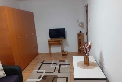Garsonieră decomandată în Confecții - 6