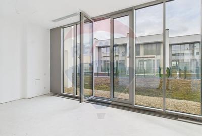 Casă cu 4 camere cu Piscina în Tunari - 20