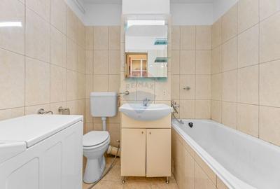 Garsonierǎ de vânzare strada Cocorilor - 3