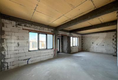 Casă cu 3 camere cu Teren 339 Mp în Central