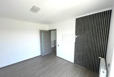 Casă cu 4 camere cu Canalizare în Păulești - 1