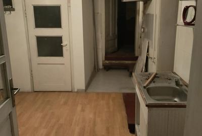 Vanzare casa in zona 7 Noiembrie - 5