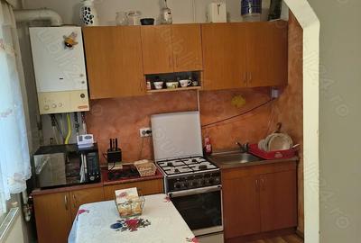 Inchiriez apartament cu 3 camere la casa - 3