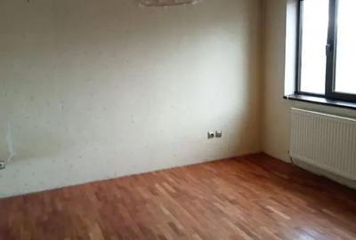 Casă cu 4 camere cu Teren 500 Mp în Bd. Coșbuc - 4