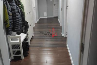 Apartament cu 3 camere decomandat, mobilat în Basarabia - 9