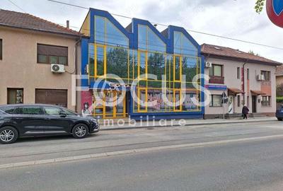 Spatiu comercial cu vitrina de inchiriat in Resita COMISION 0% - 3