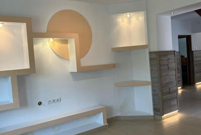 Vila Individuala P+1 , 9 camere | Centru Pucioasa | Proprietar - 10