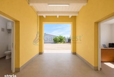 Spațiu comercial, de 150 mp, în Central - 3