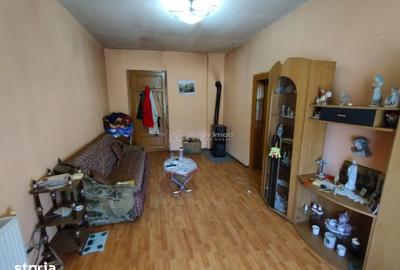 Casă cu 5 camere cu Teren 1800 Mp în Ciuchici - 11