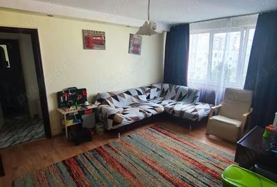 Apartament cu 3 camere semidecomandat, mobilat în Rahova - 1