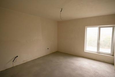 Casă cu 4 camere cu Teren 500 Mp în Dezmir - 8