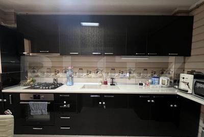 Apartament cu 3 camere, modern, parcare subterana, 71 mp, z - 4