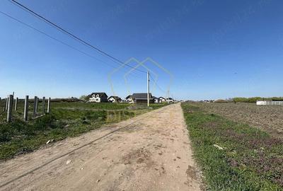 Teren Construcții intravilan de 666 mp, în Săcălaz - 2