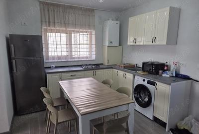 Casă cu Teren 500 Mp în Central - 8