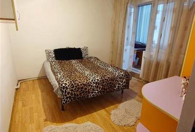 Apartament cu 2 camere semidecomandat, mobilat în Podu Roș - 4
