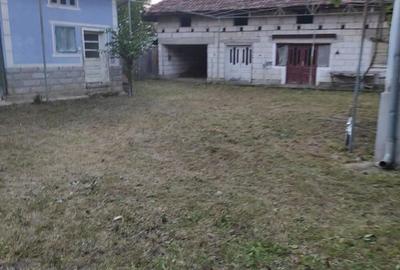 Casă cu 5 camere cu Teren 2500 Mp în Cociuba Mică - 4