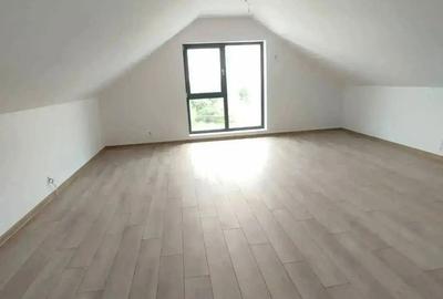 Casă cu 4 camere cu Teren 250 Mp în Odăi - 6