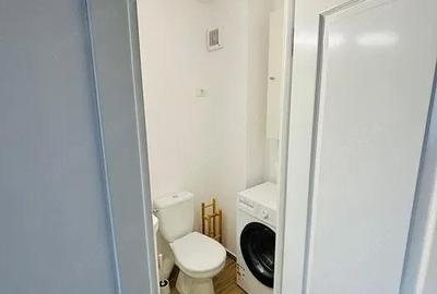 Garsonieră decomandată în Titan - 2