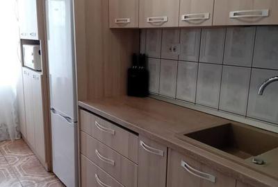 Apartament cu 2 camere semidecomandat în Micro 16 - 1