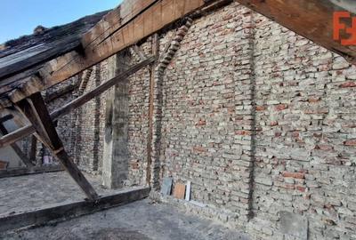 Apartament la casa cu 2 camere in Sinaia - 13