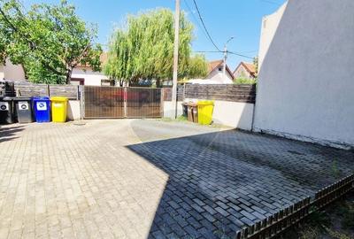 Apartament cu 3 camere, curte si loc de parcare zona Alfa - 13