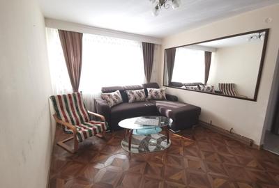 Apartament cu 2 camere semidecomandat, mobilat în Cetate