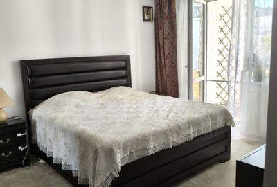 Apartament cu 3 camere decomandat în Păun - 4